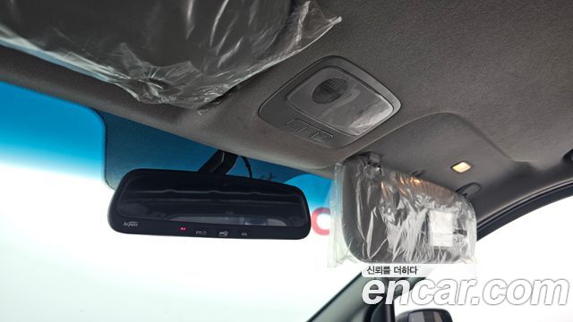 Hyundai Starex 2017 — photo 28