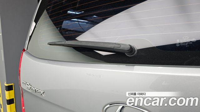 Hyundai Starex 2017 — photo 30