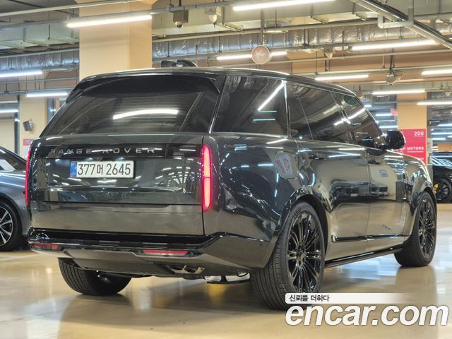 Land Rover Range Rover 2026 — photo 4