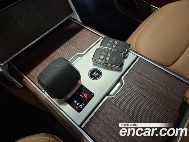 Land Rover Range Rover 2026 — photo 11
