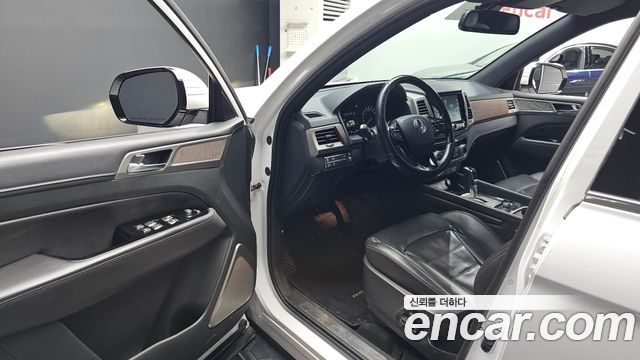 KG Mobility Rexton 2018 — photo 10