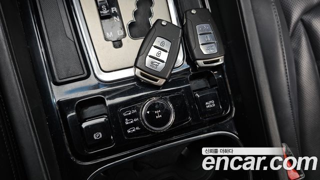 KG Mobility Rexton 2018 — photo 15