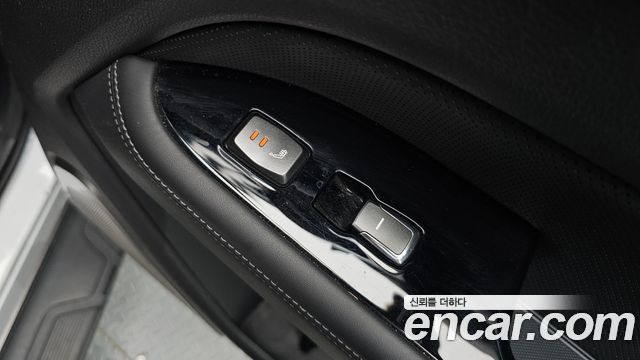 KG Mobility Rexton 2018 — photo 18