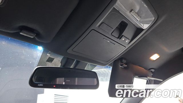 KG Mobility Rexton 2018 — photo 19