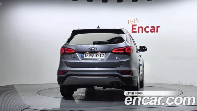 Hyundai Santafe 2018 — photo 4