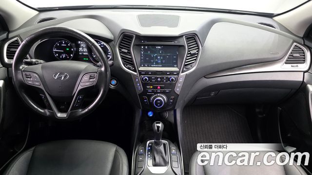 Hyundai Santafe 2018 — photo 10