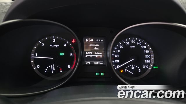 Hyundai Santafe 2018 — photo 11