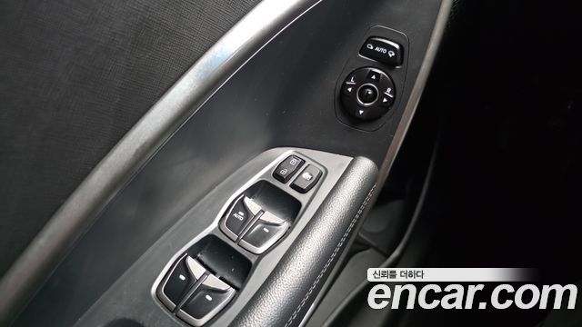Hyundai Santafe 2018 — photo 22