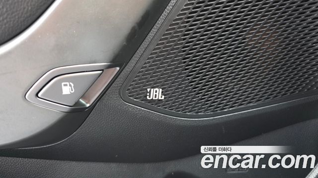 Hyundai Santafe 2018 — photo 24