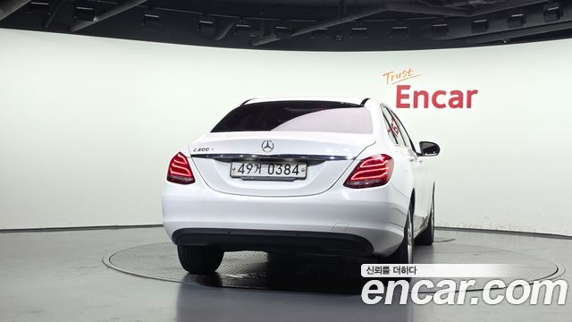 Mercedes-Benz C-Class 2016 — photo 4