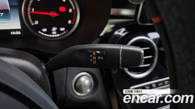 Mercedes-Benz C-Class 2016 — photo 9