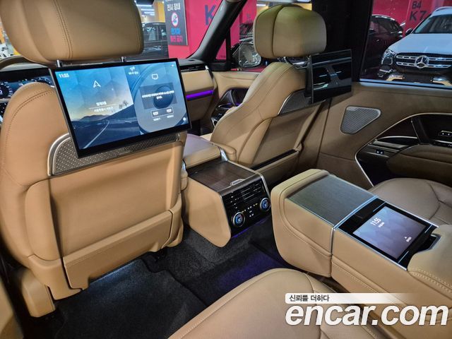 Land Rover Range Rover 2025 — photo 13