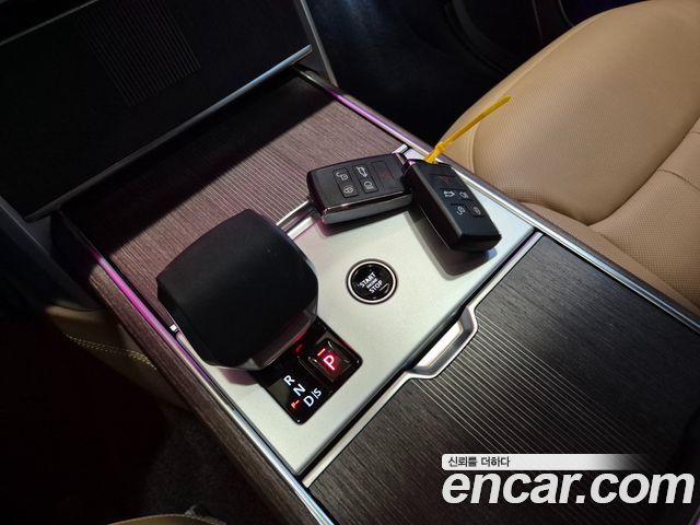 Land Rover Range Rover 2025 — photo 15