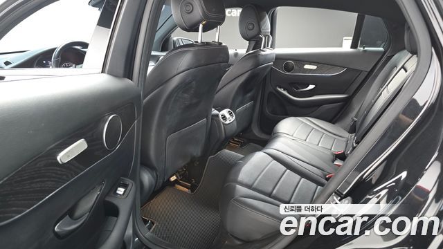 Mercedes-Benz GLC-Class 2019 — photo 11