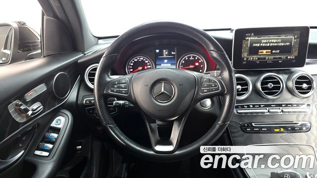 Mercedes-Benz GLC-Class 2019 — photo 12