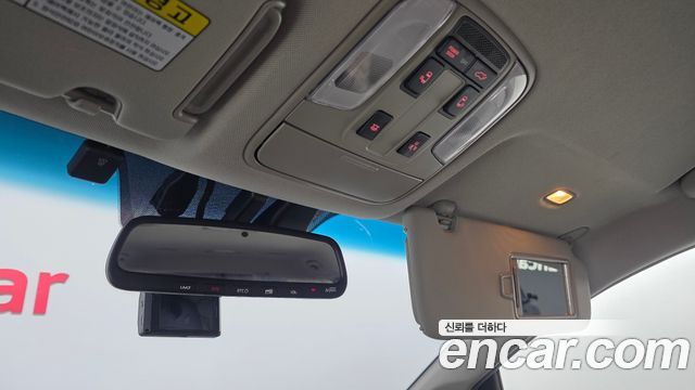 Kia Canival 2019 — photo 28