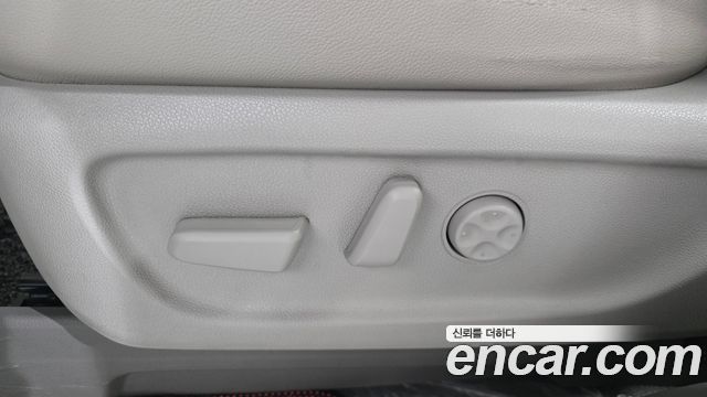 Kia Canival 2019 — photo 31