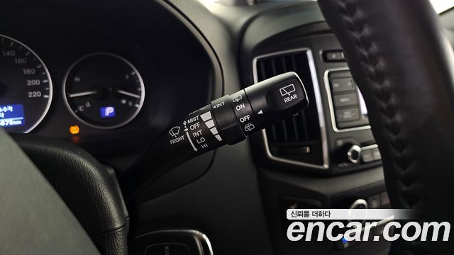 Hyundai Starex 2020 — photo 17