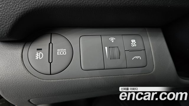 Hyundai Starex 2020 — photo 18