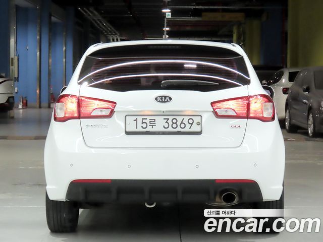 Kia Porte 2013 — photo 4