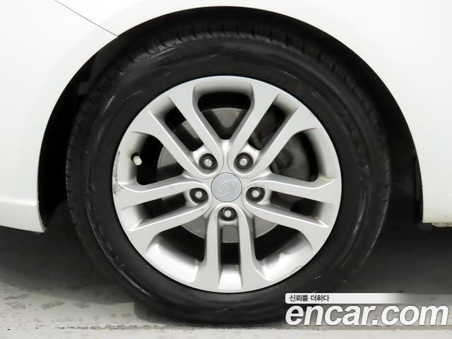 Kia Porte 2013 — photo 5