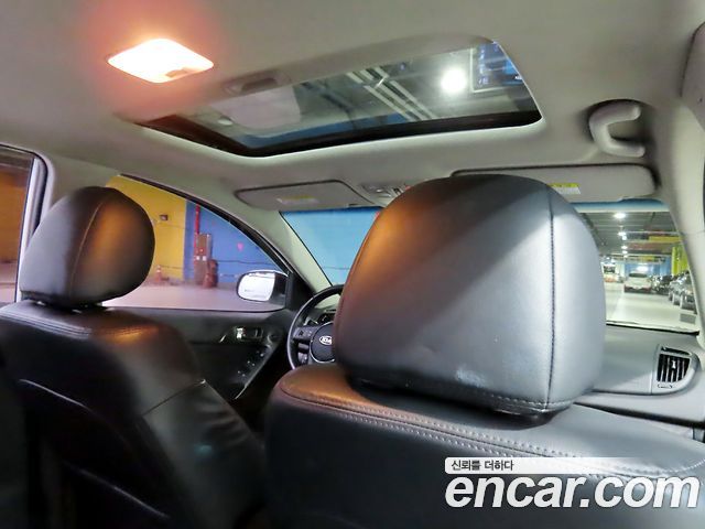 Kia Porte 2013 — photo 19