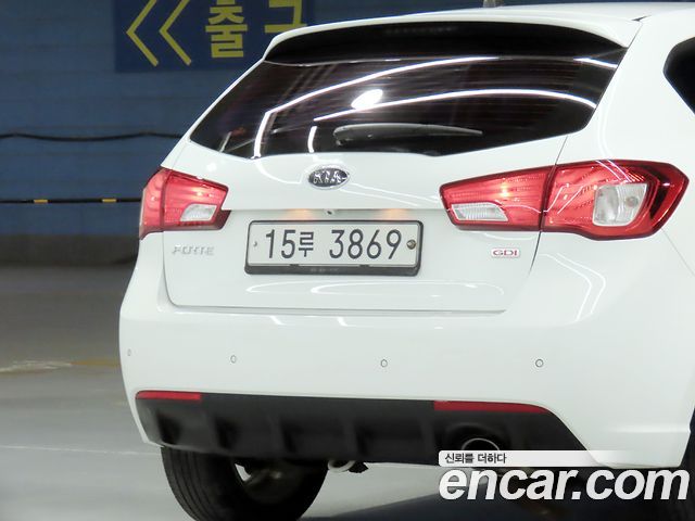 Kia Porte 2013 — photo 20