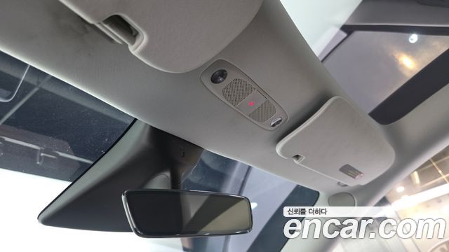 Tesla Model Y 2021 — photo 31
