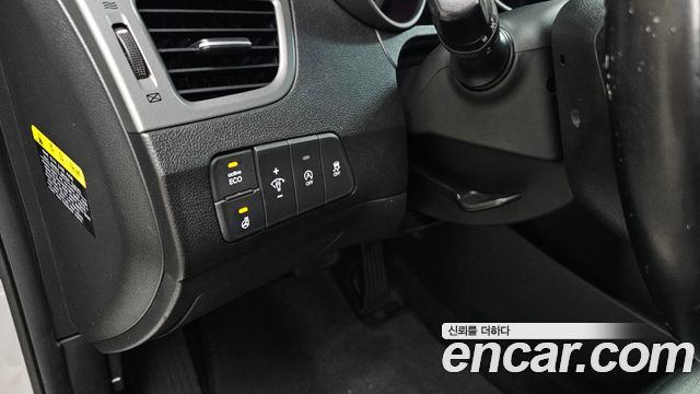 Hyundai AVANTE 2015 — photo 15