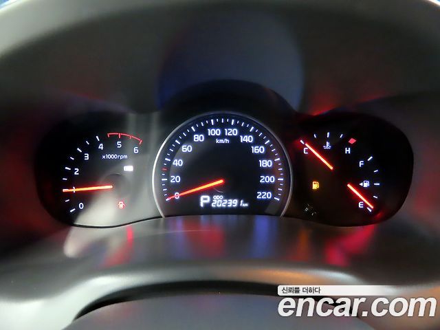 Kia Canival 2012 — photo 10