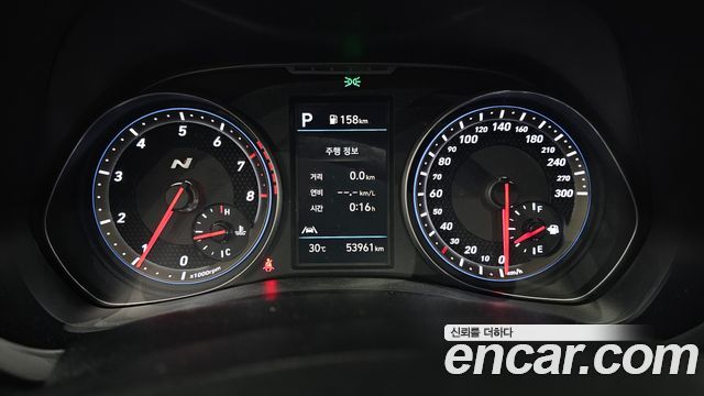 Hyundai Veloster 2022 — photo 11