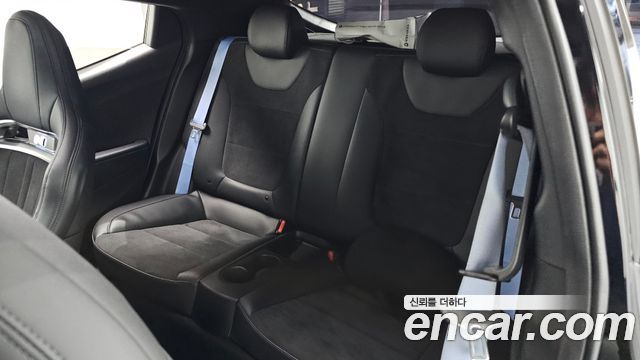 Hyundai Veloster 2022 — photo 18