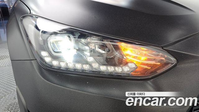 Hyundai Veloster 2022 — photo 8