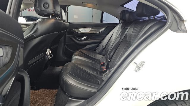 Mercedes-Benz CLS-Class 2019 — photo 18