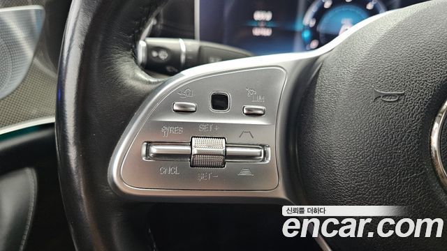 Mercedes-Benz CLS-Class 2019 — photo 30