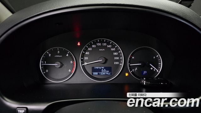 Hyundai Starex 2018 — photo 8