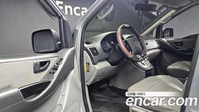 Hyundai Starex 2018 — photo 10