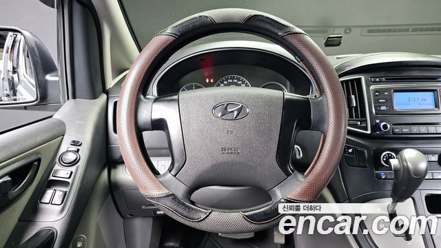 Hyundai Starex 2018 — photo 13
