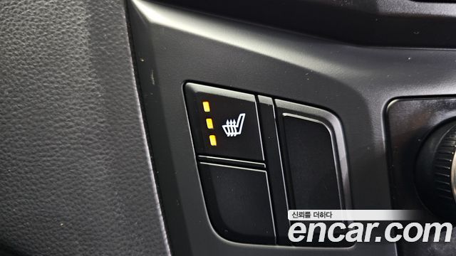 Hyundai Starex 2018 — photo 17