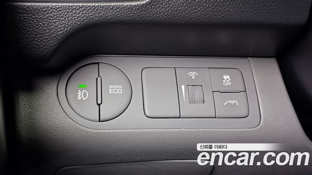 Hyundai Starex 2018 — photo 18