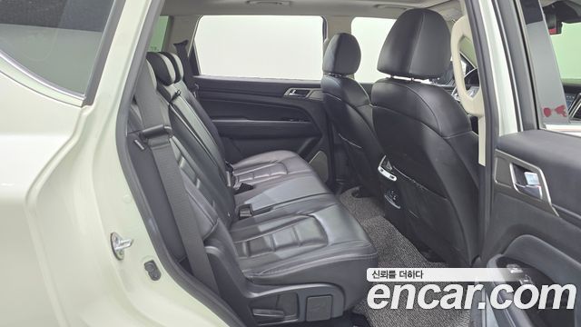 KG Mobility Rexton 2018 — photo 25