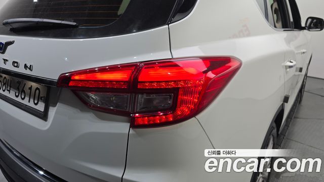 KG Mobility Rexton 2018 — photo 9