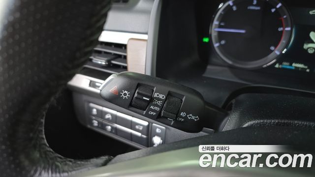 KG Mobility Rexton 2018 — photo 30