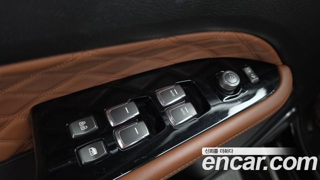 KG Mobility Rexton 2019 — photo 14