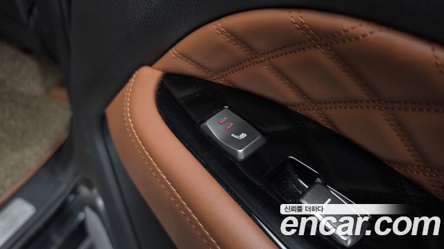 KG Mobility Rexton 2019 — photo 19