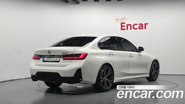 BMW 3-Series 2025 — photo 2