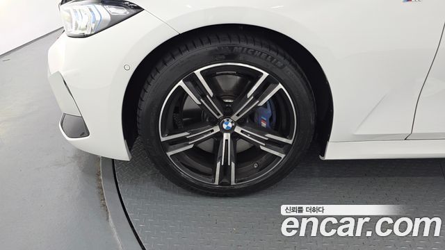 BMW 3-Series 2025 — photo 5