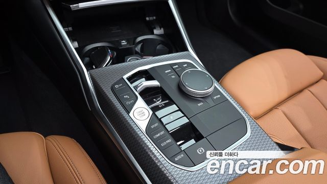BMW 3-Series 2025 — photo 9