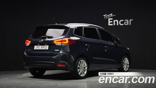 Kia Carens 2015 — photo 2