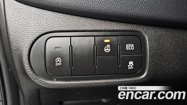 Kia Carens 2015 — photo 18